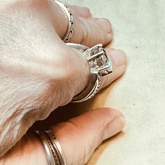 925 Sterling Silver Pale Green Round Prasiolite Bypass Ring - Picture 4 of 14